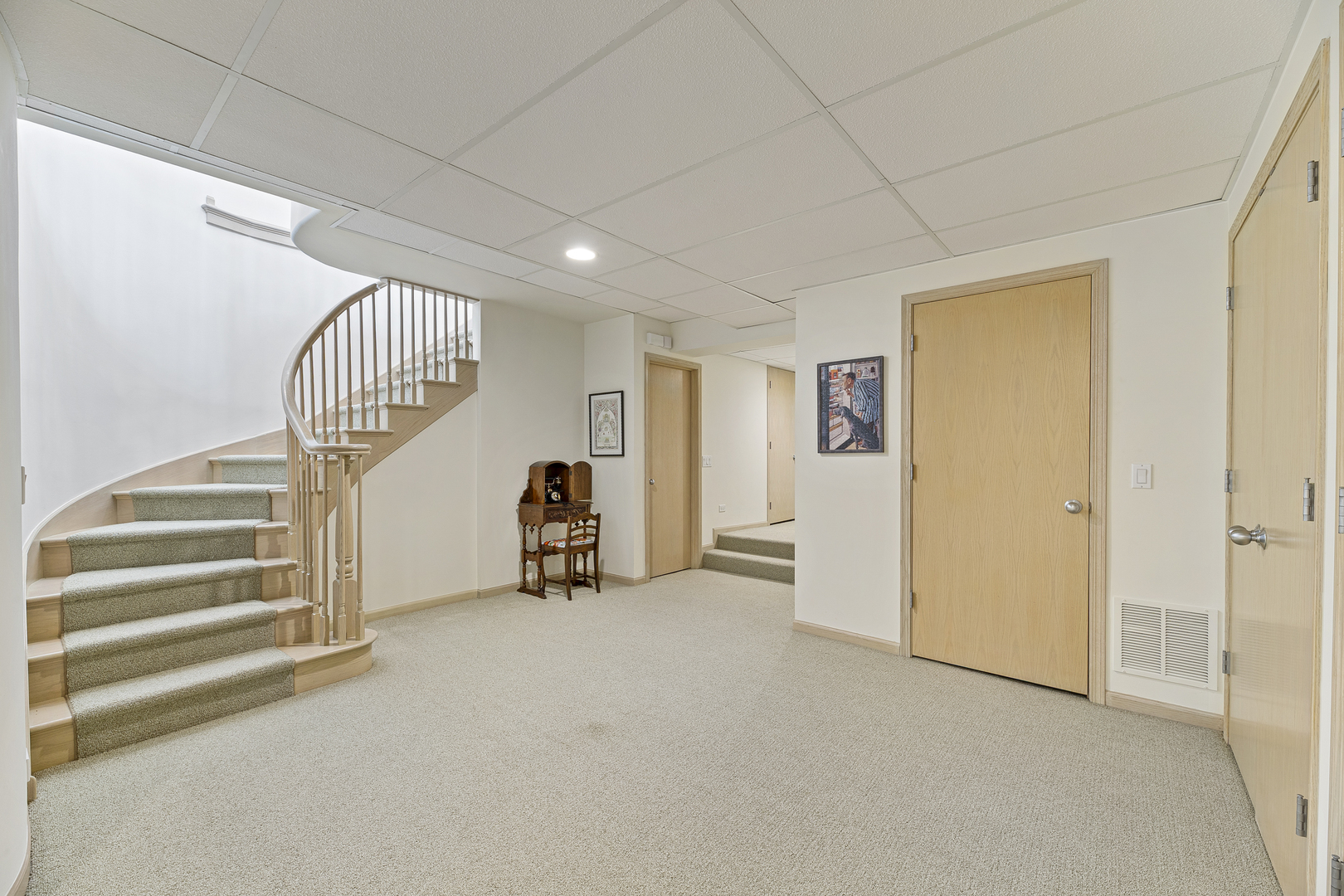 2372 Tennyson Lane