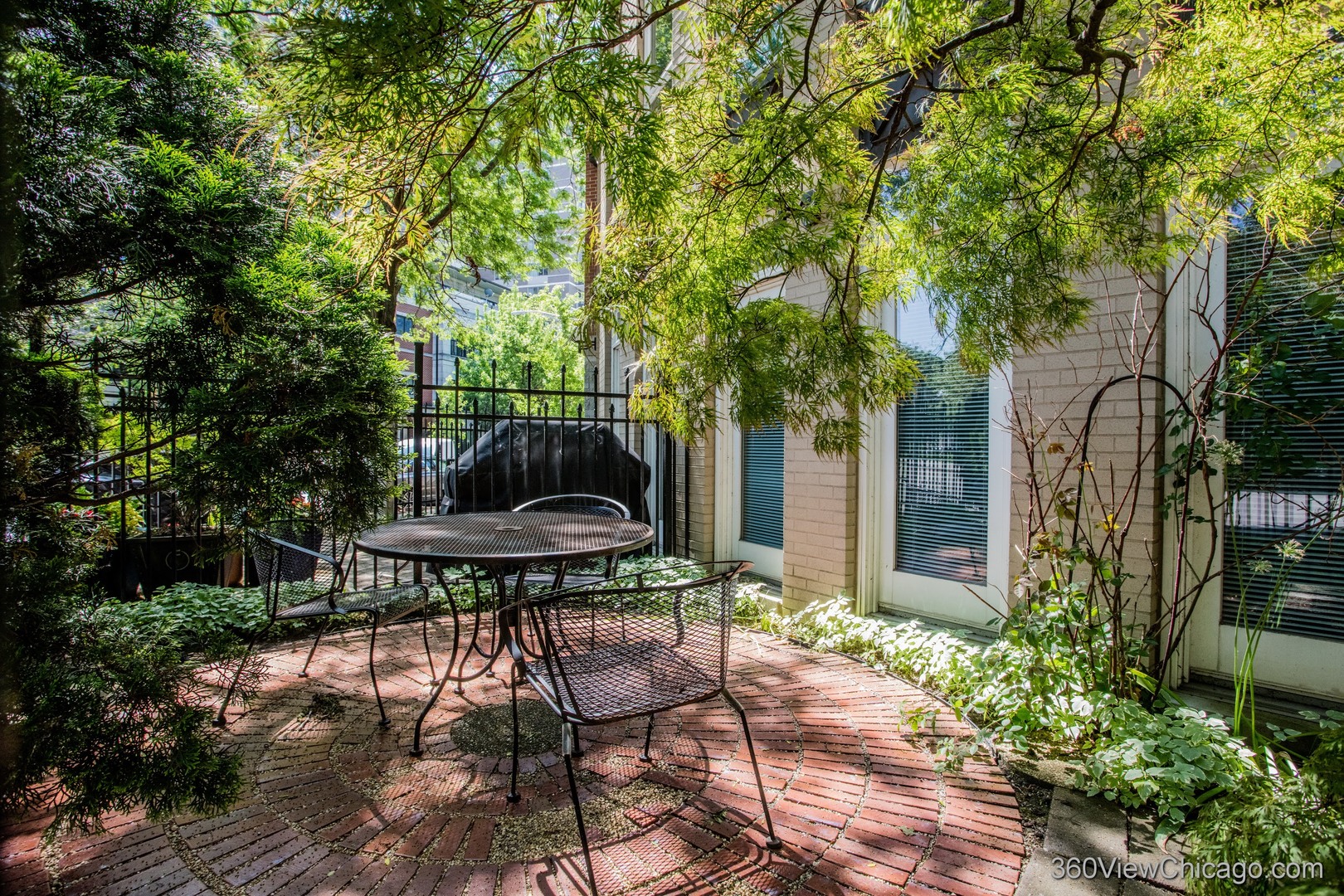 1502 S Prairie Avenue Unit: G