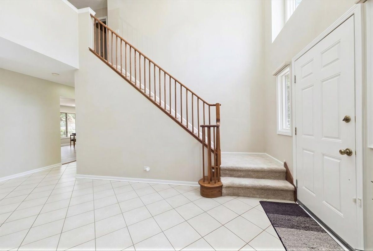 313 Rivershire Court