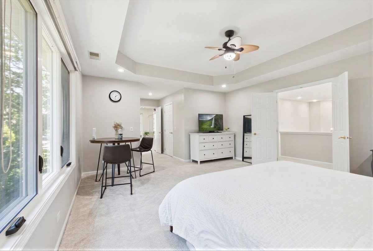 313 Rivershire Court