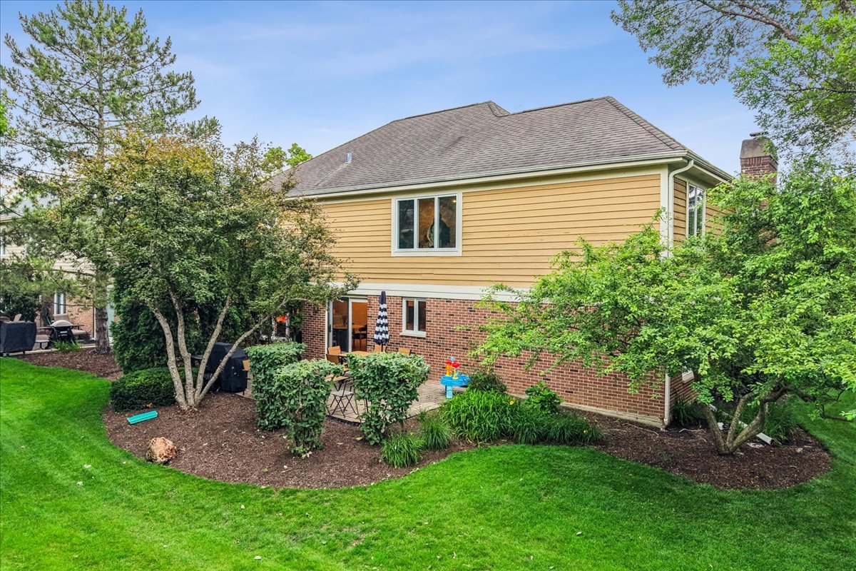 313 Rivershire Court