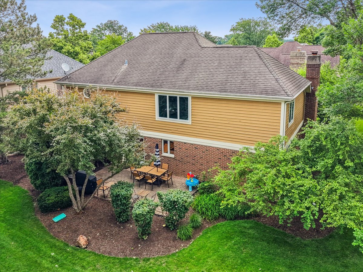 313 Rivershire Court