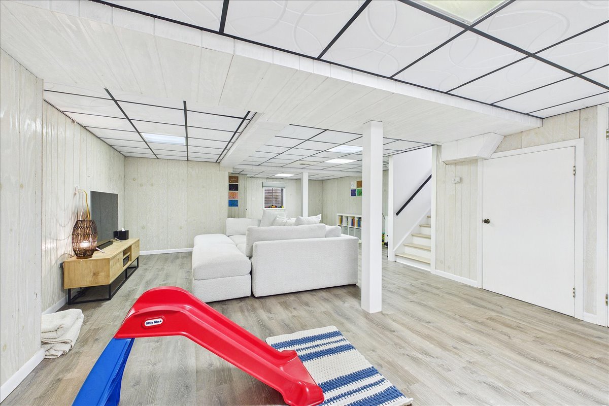 3425 Harris Drive