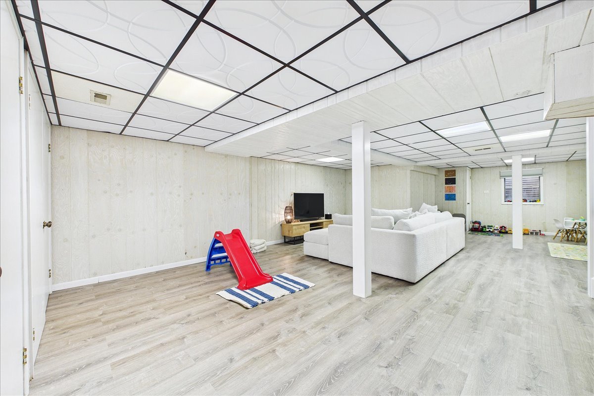 3425 Harris Drive