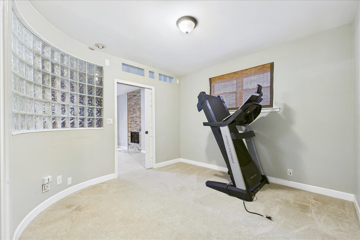 4315 N Richmond Street Unit: 1N