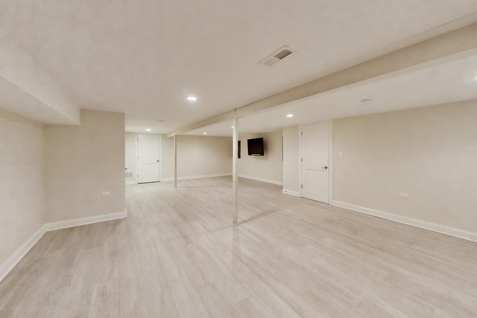 4044 Chester Drive