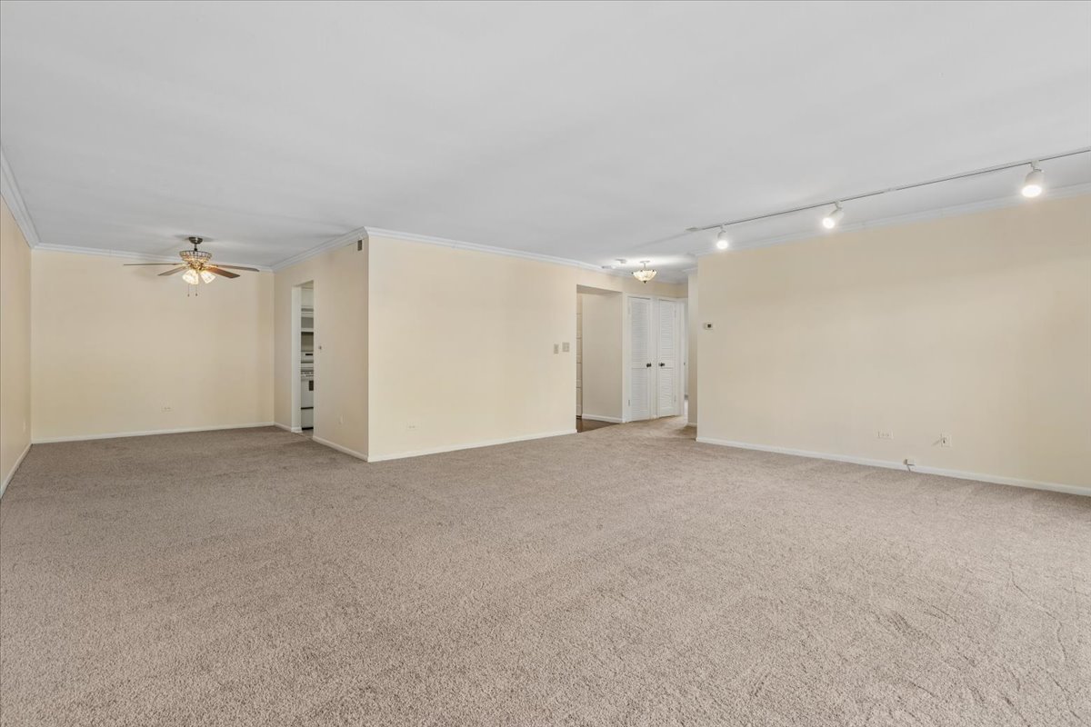 925 Spring Hill Drive Unit: 102
