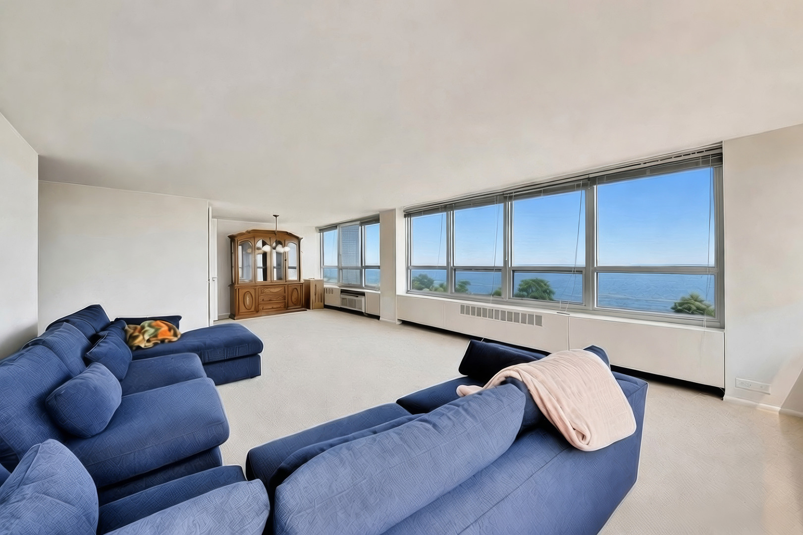 4800 S CHICAGO BEACH Drive Unit: 912S