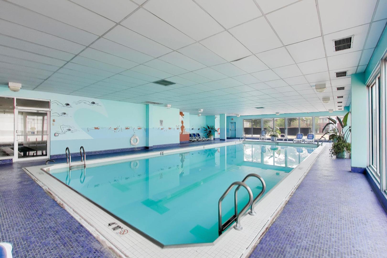 4800 S CHICAGO BEACH Drive Unit: 912S