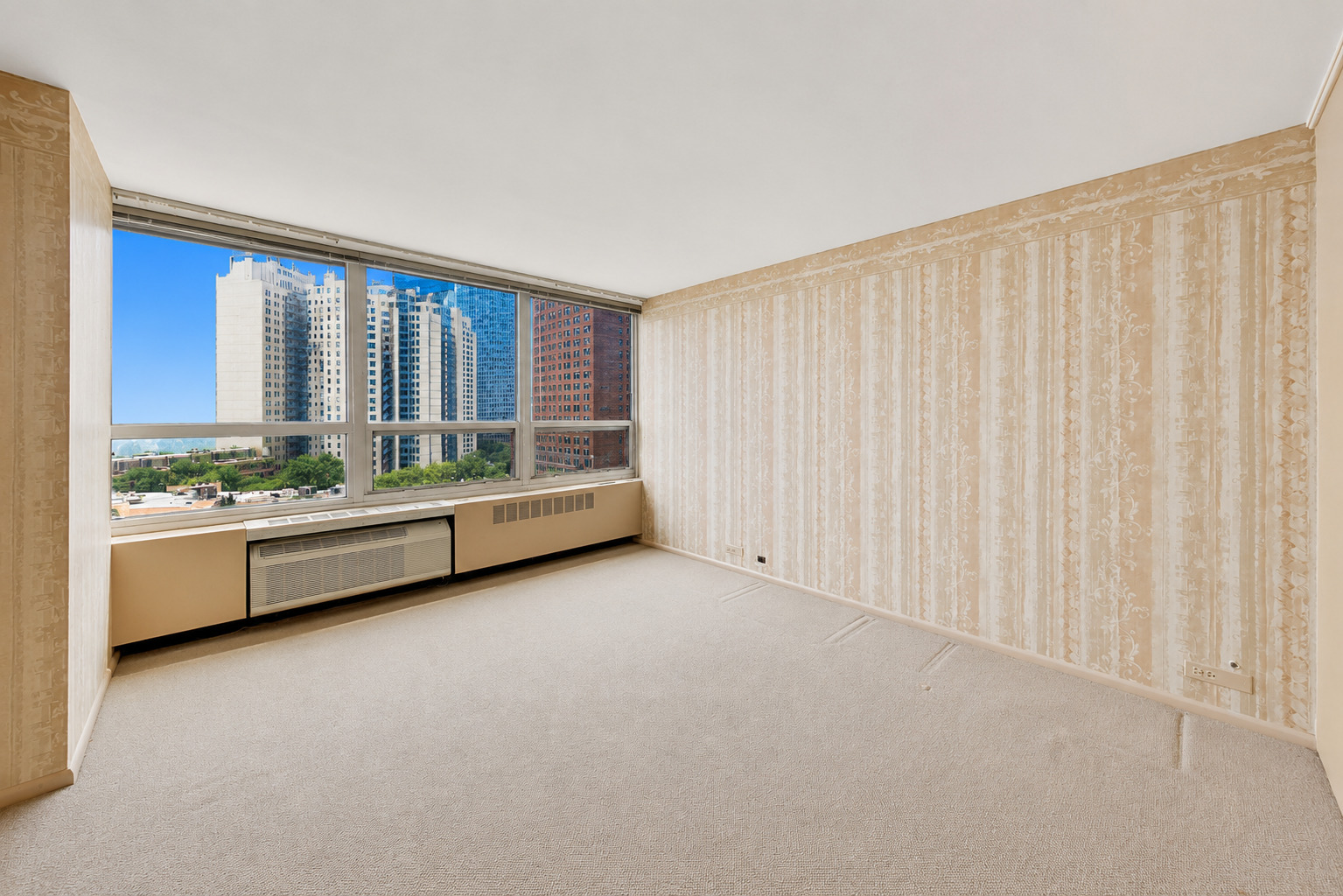 4800 S CHICAGO BEACH Drive Unit: 912S