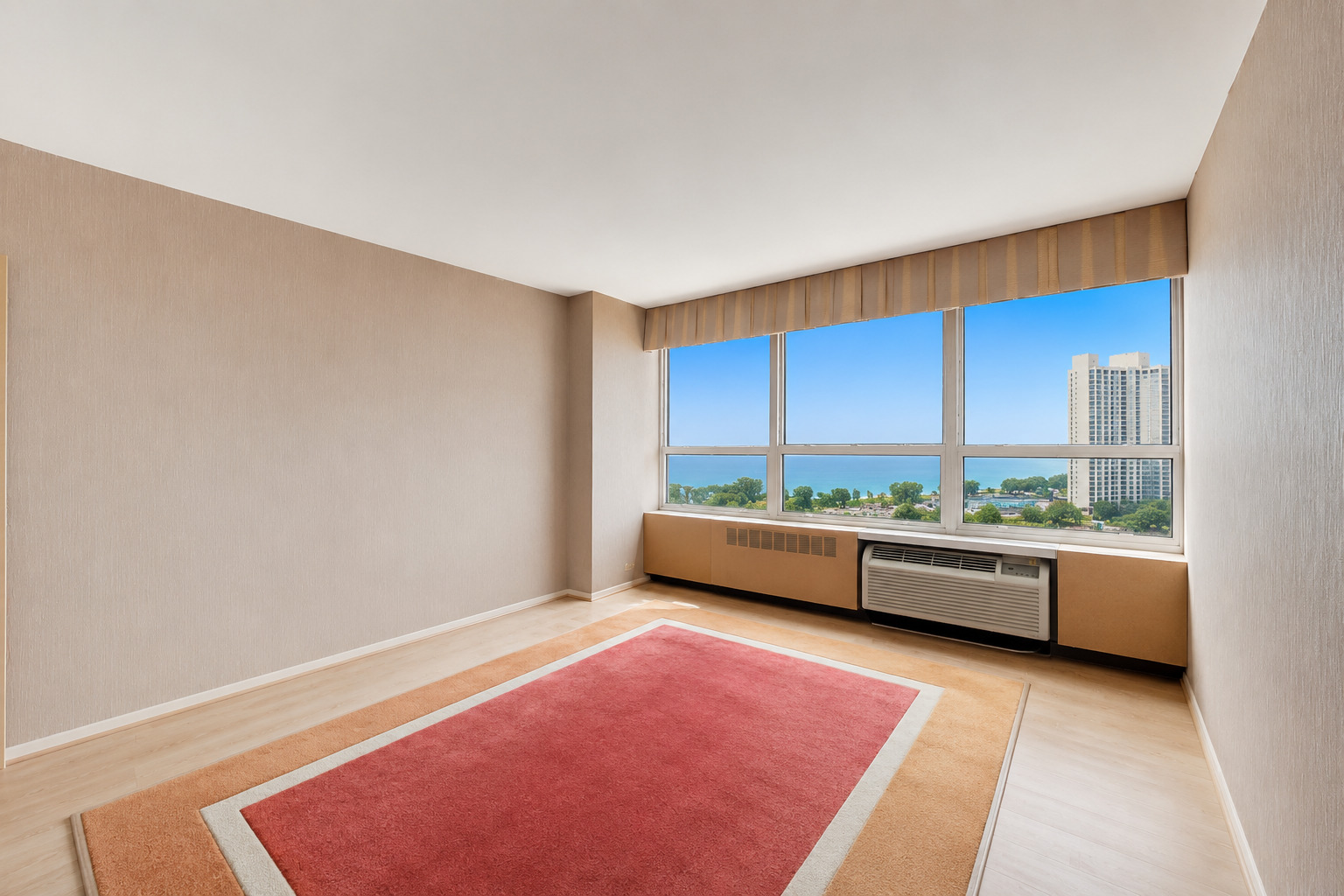 4800 S CHICAGO BEACH Drive Unit: 912S