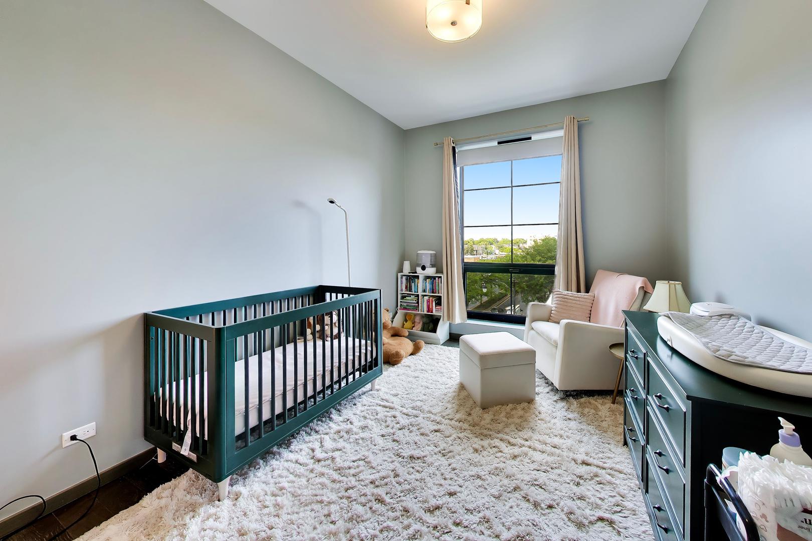 3024 W Irving Park Road Unit: 3S
