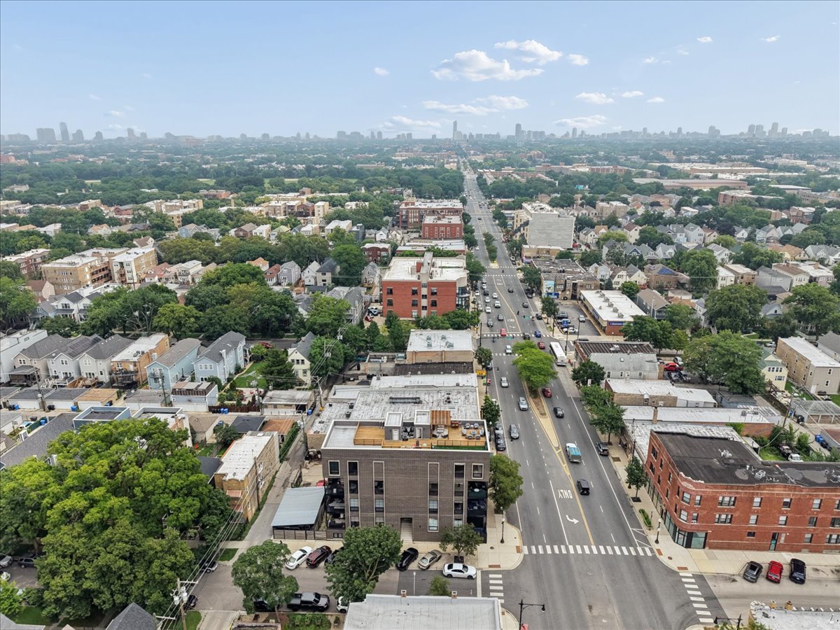 3024 W Irving Park Road Unit: 3S