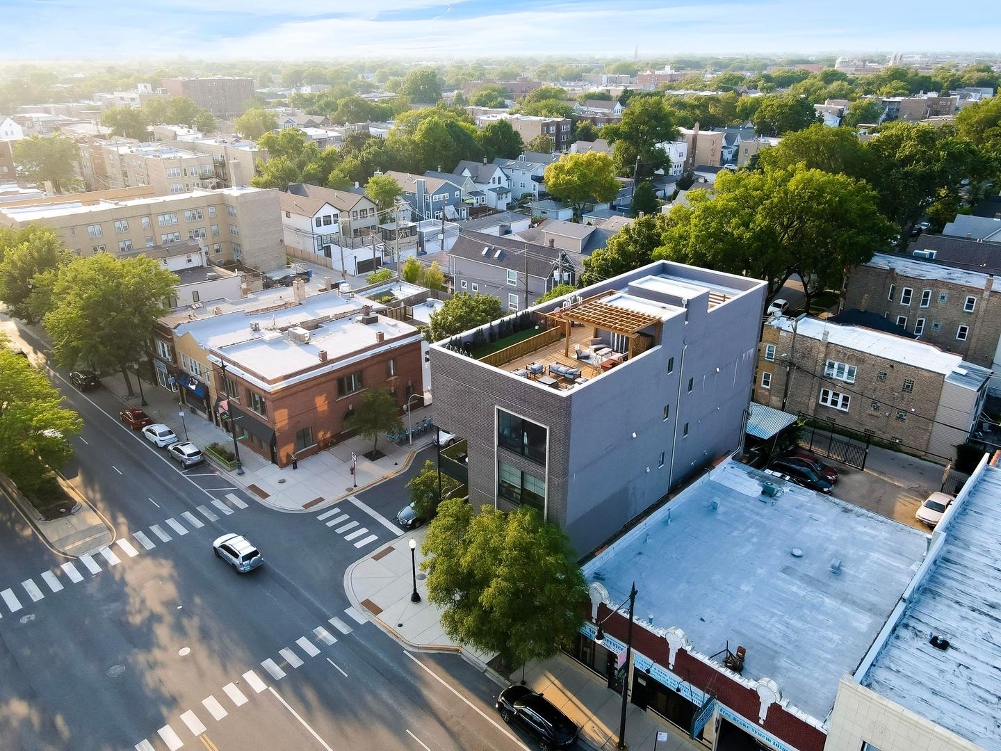 3024 W Irving Park Road Unit: 3S