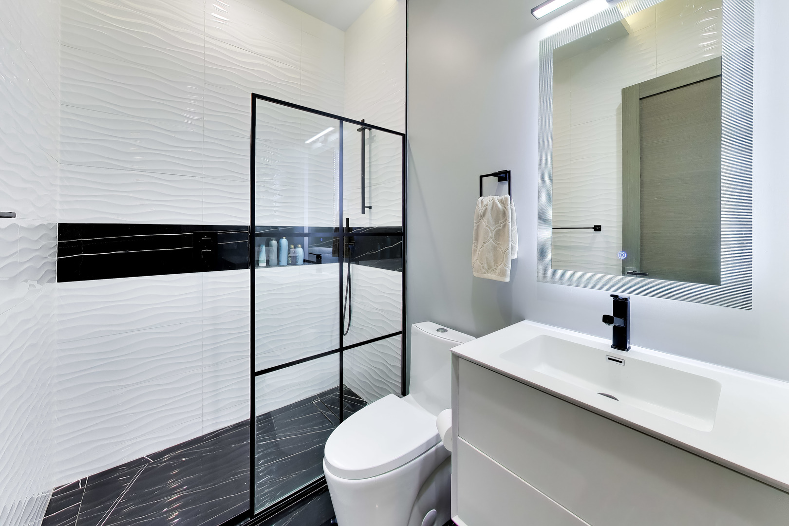 3024 W Irving Park Road Unit: 3S