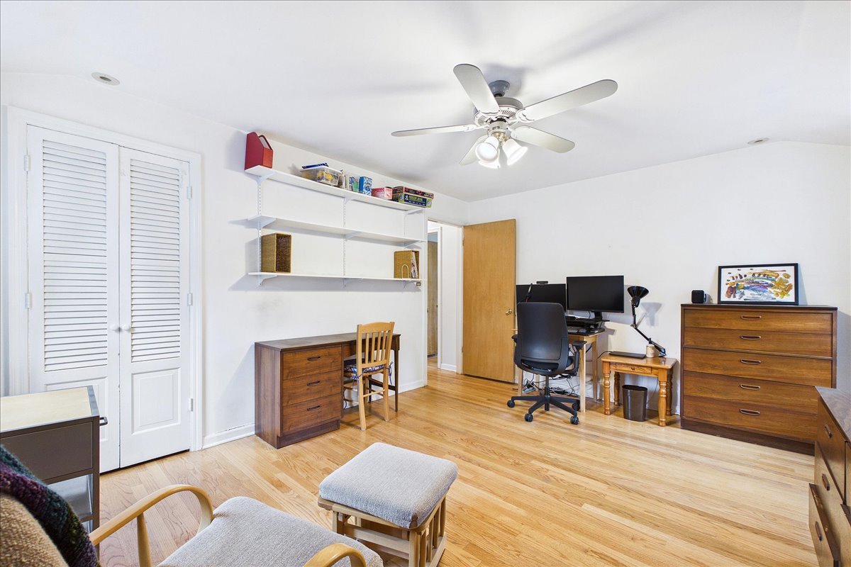 4312 Suffield Court
