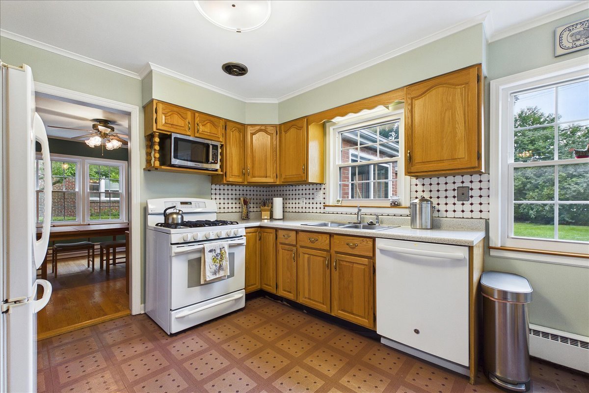 4312 Suffield Court