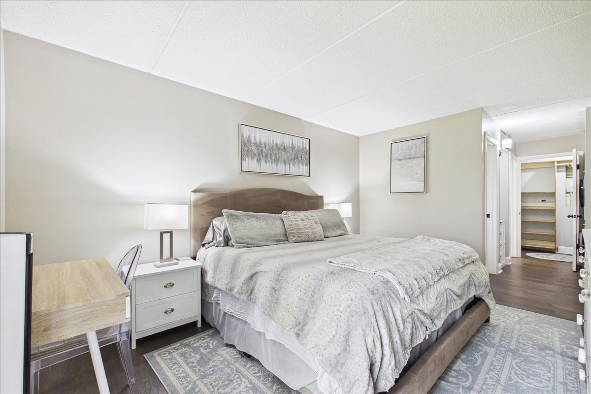 451 ELM Street Unit: 2F