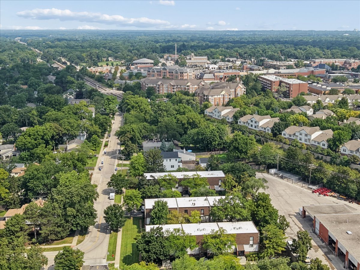 451 ELM Street Unit: 2F