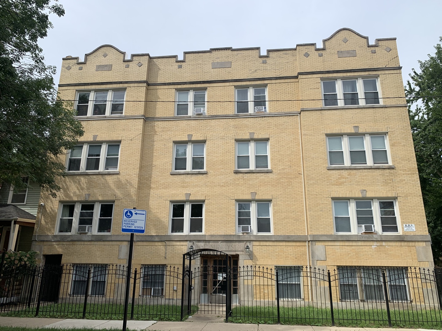 4460 N Avers Avenue Unit: 2