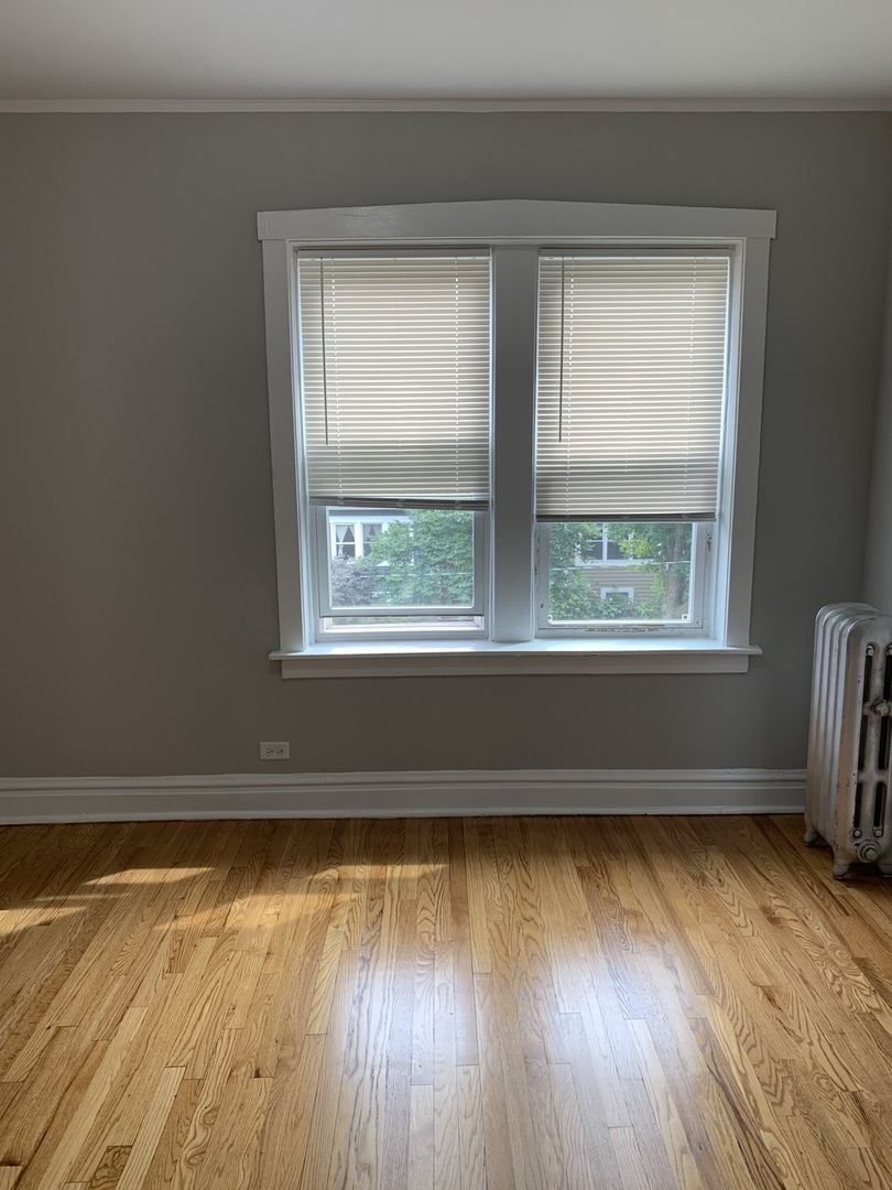 4460 N Avers Avenue Unit: 2