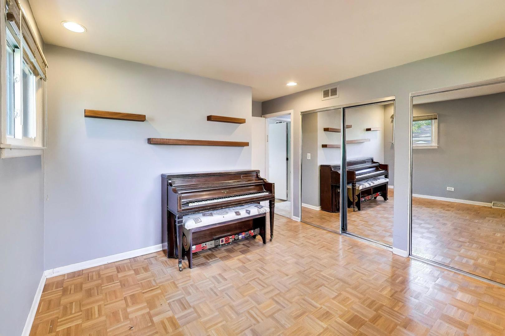 31 Mulberry East Road