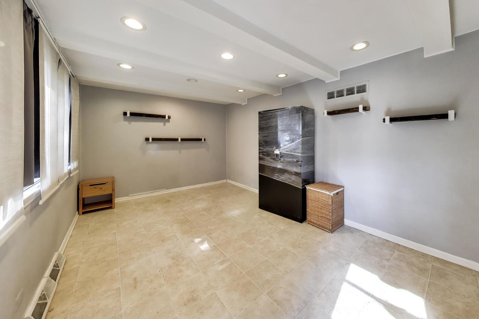 31 Mulberry East Road