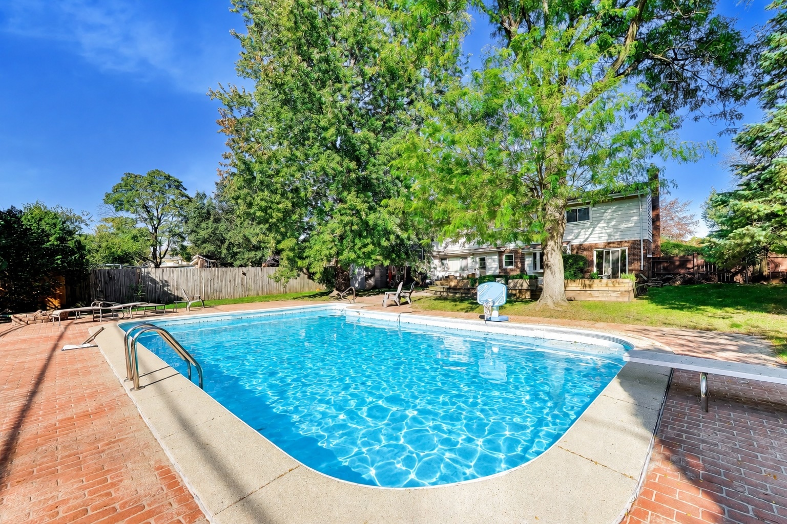 31 Mulberry East Road