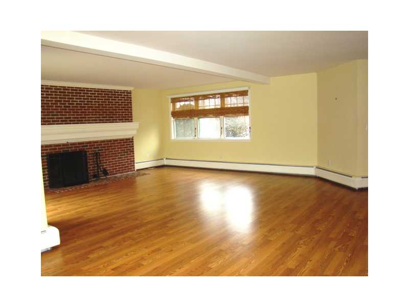 20 GARDENCOURT Drive 20