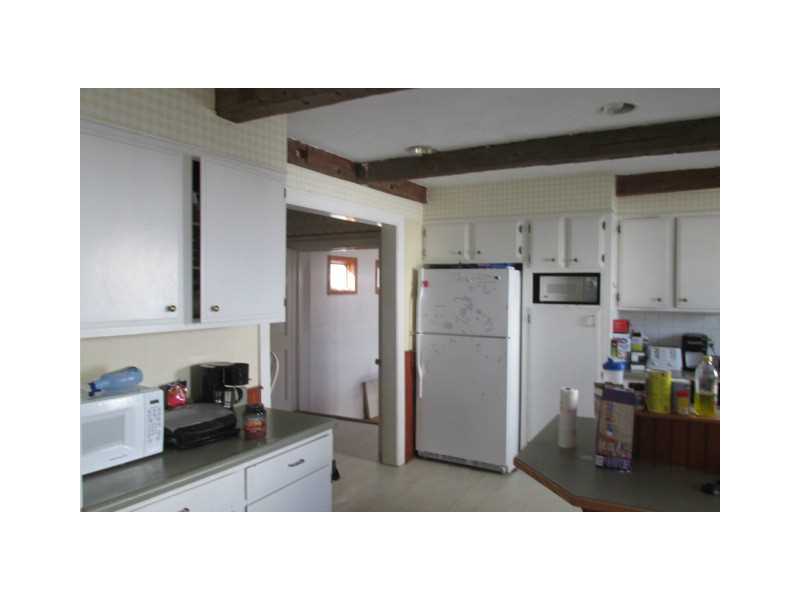 32 MCALLISTER Street