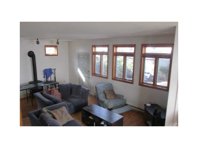 32 MCALLISTER Street