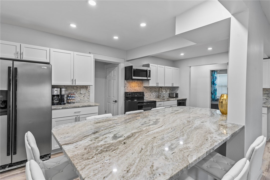 72 Warren Avenue Unit: A