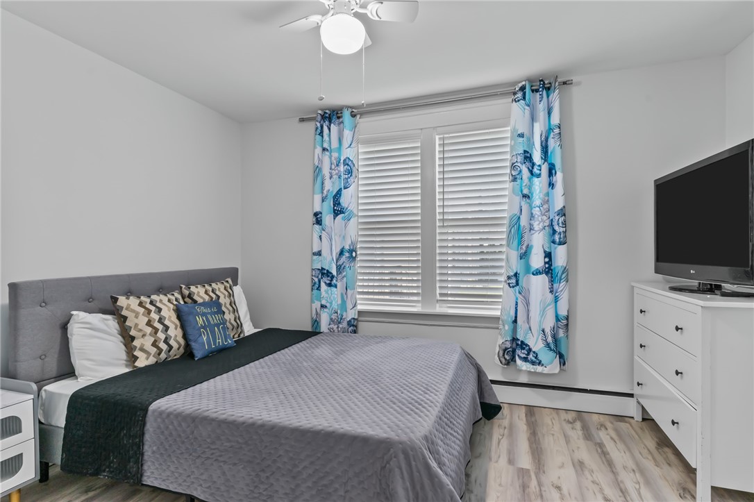 72 Warren Avenue Unit: A