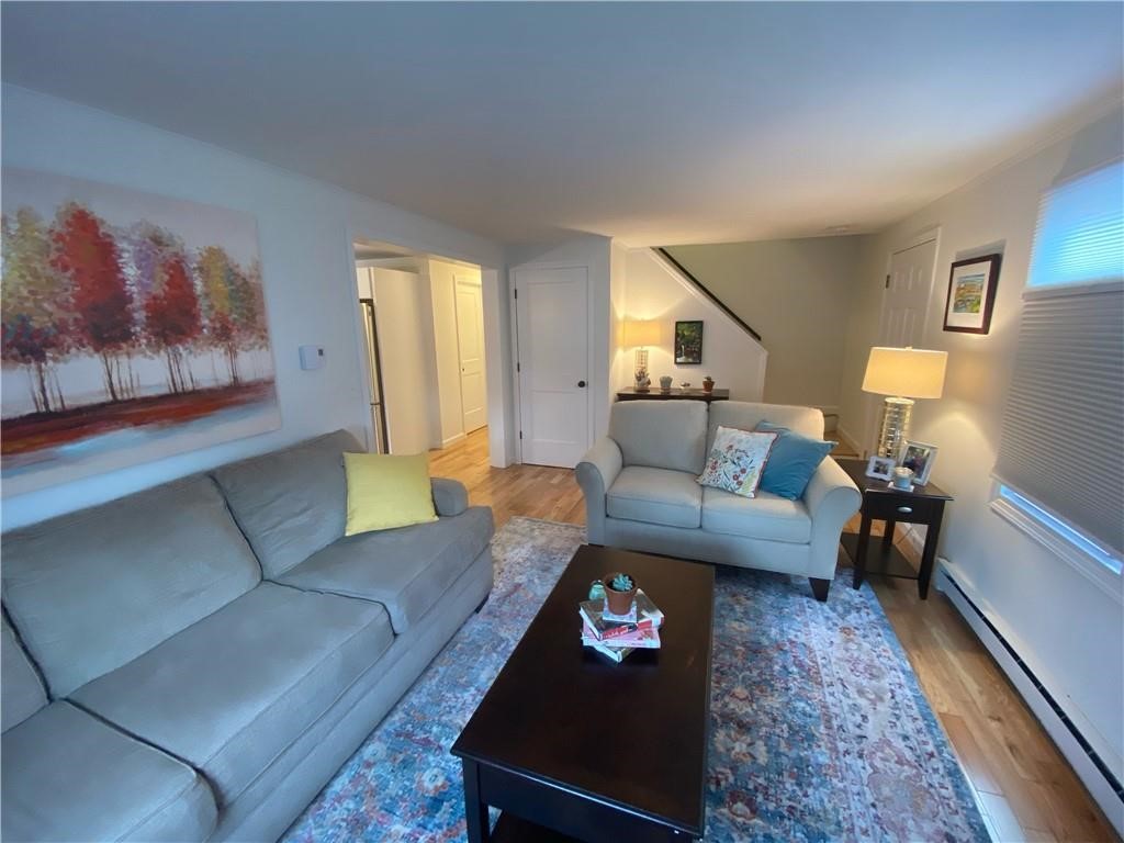 32 Middleton Avenue Unit: E