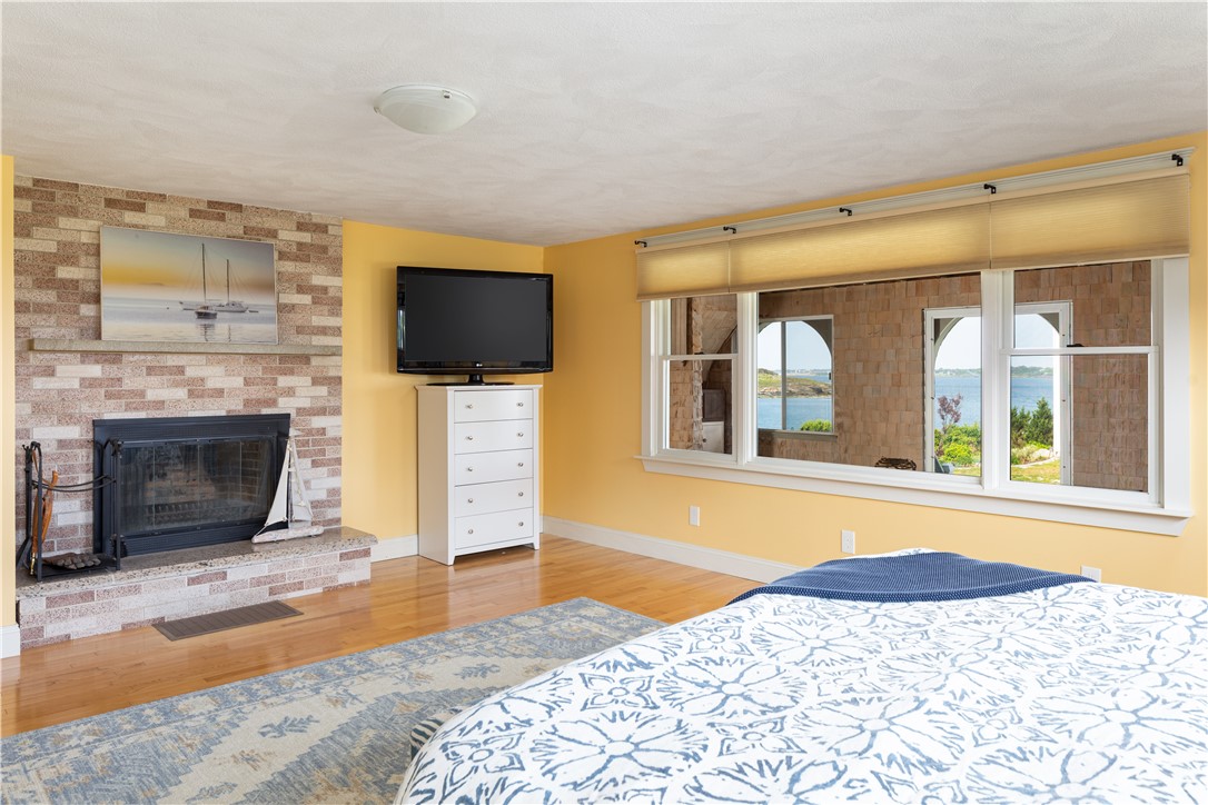 2 Clarkes Village Road