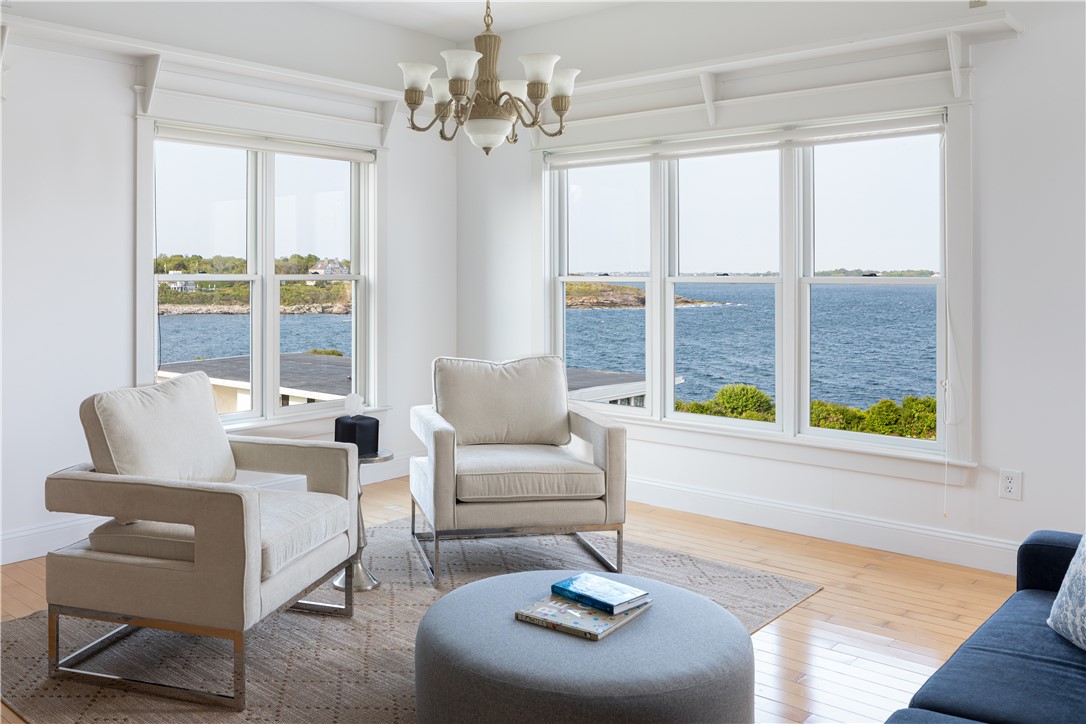 2 Clarkes Village Road