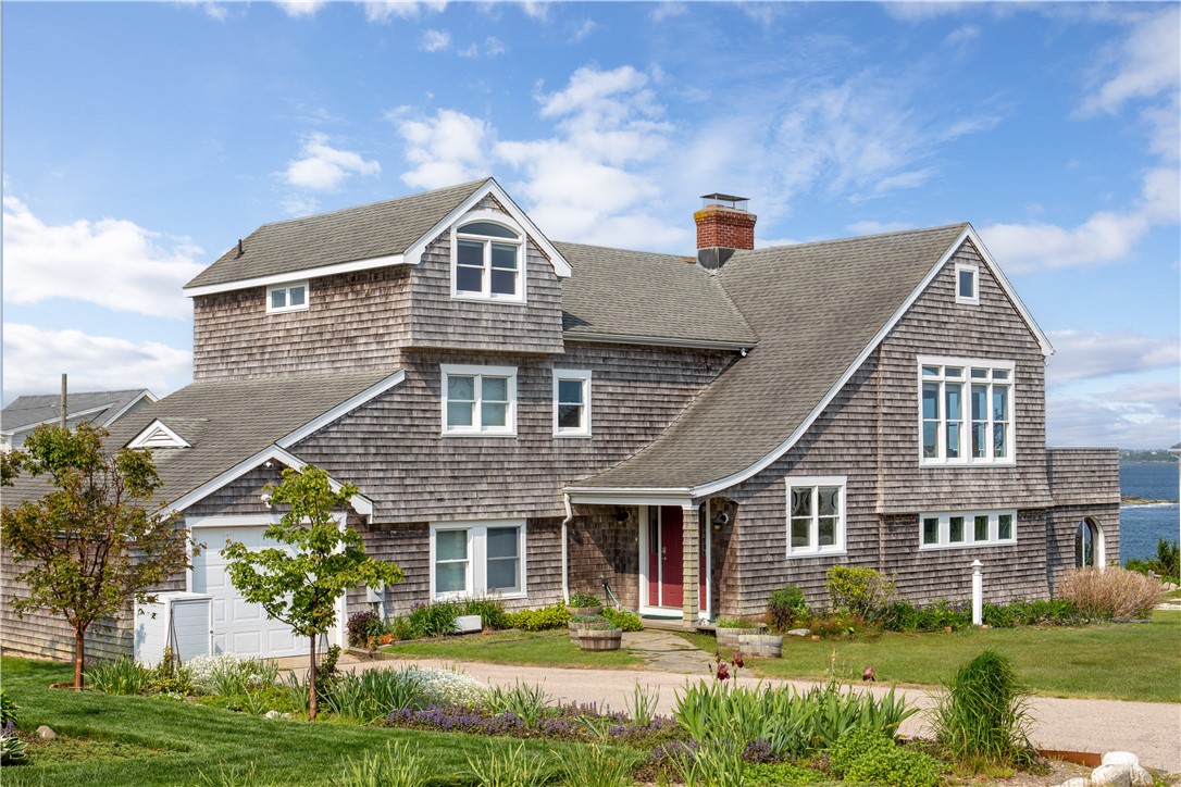 2 Clarkes Village Road