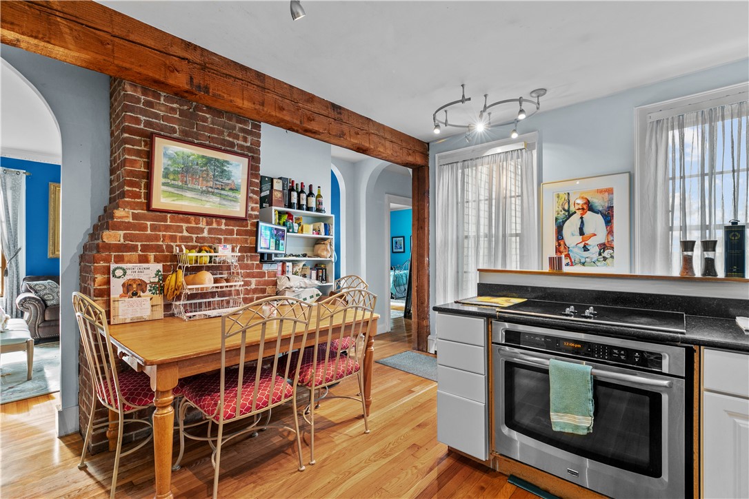 92 Pelham Street Unit: 2