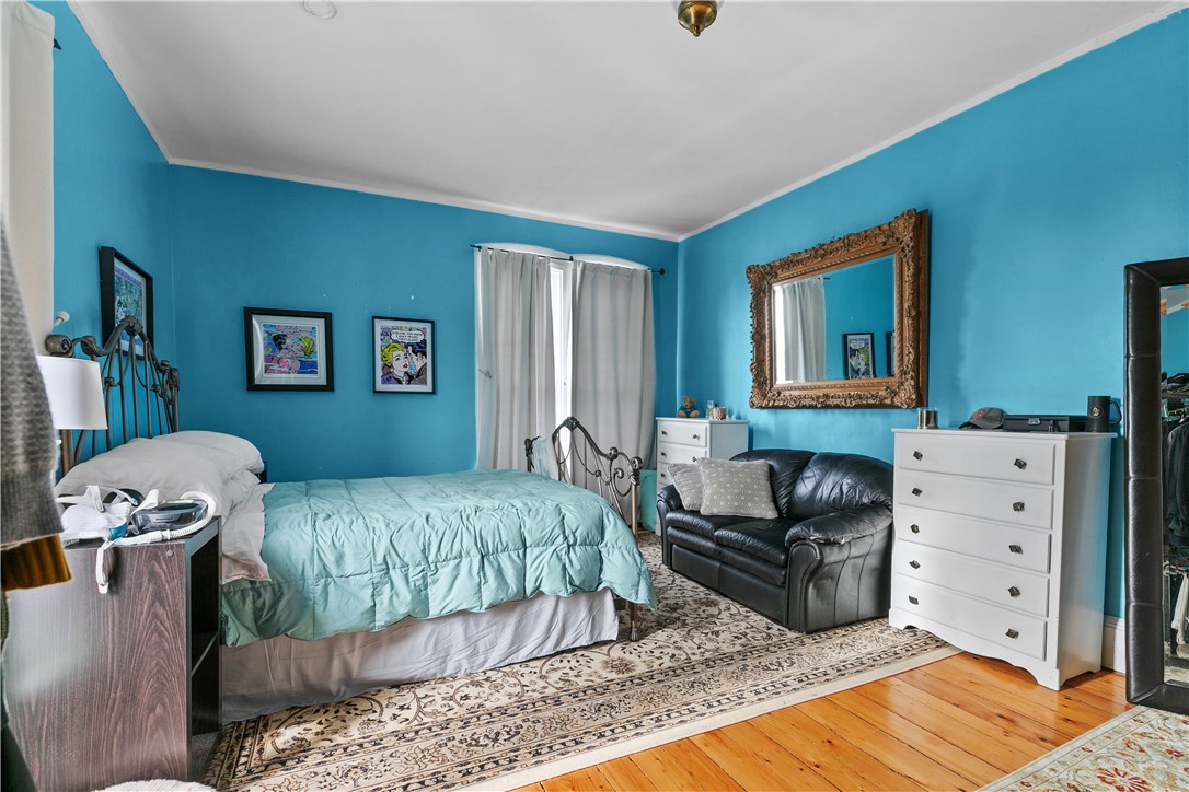 92 Pelham Street Unit: 2