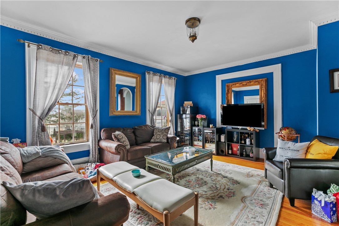 92 Pelham Street Unit: 2