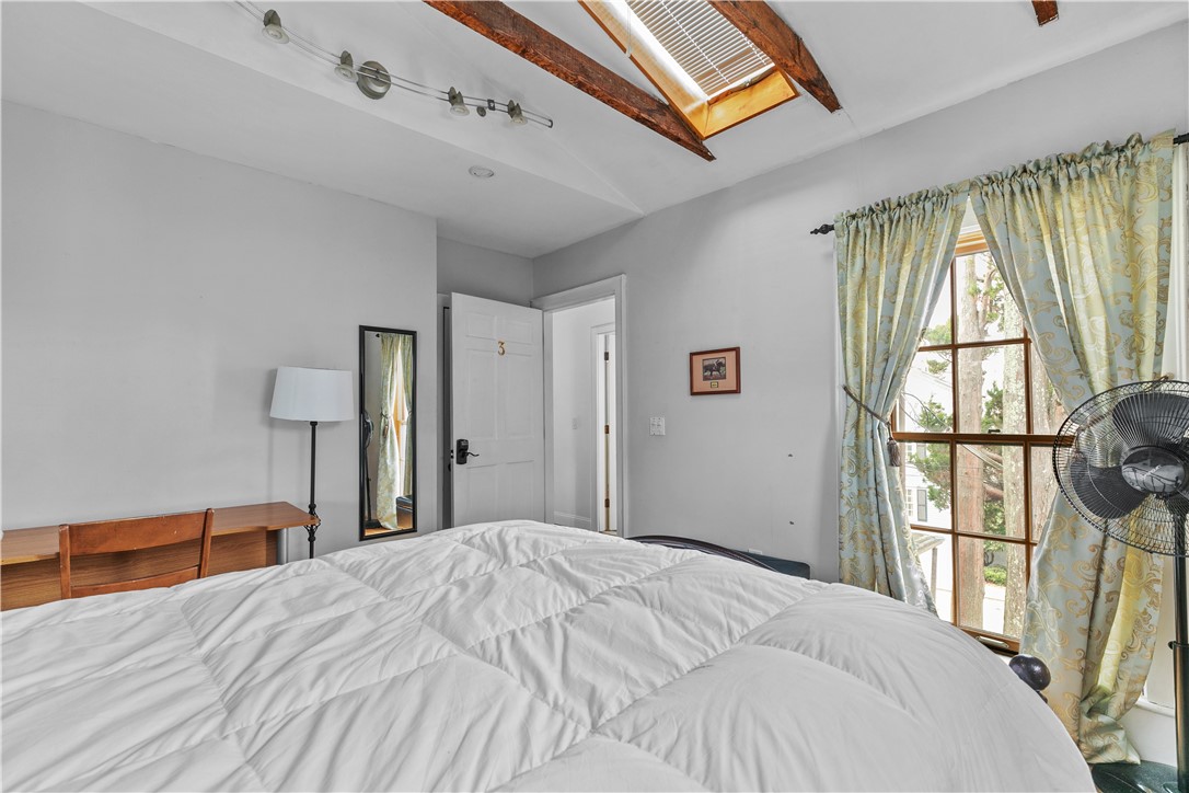 92 Pelham Street Unit: 2