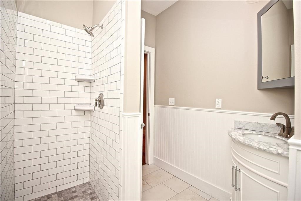 541 Bellevue Avenue Unit: 6