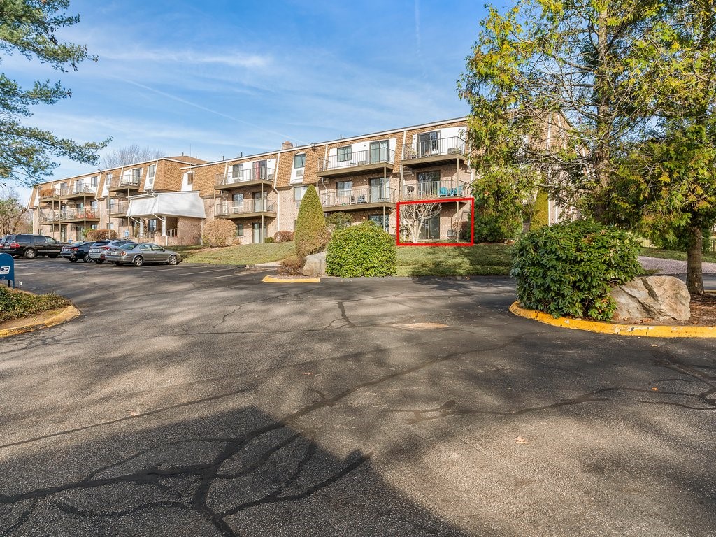 752 Quaker Lane Unit: A112