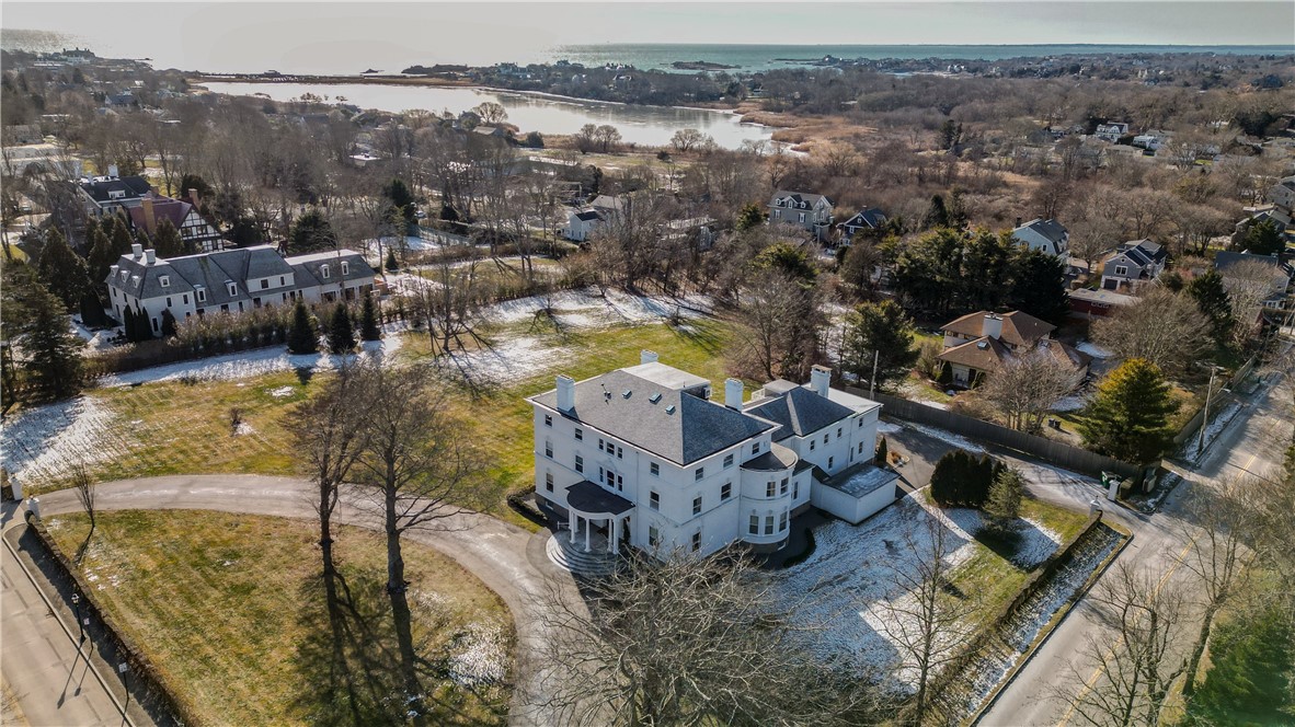 519 Bellevue Avenue Unit: 2N