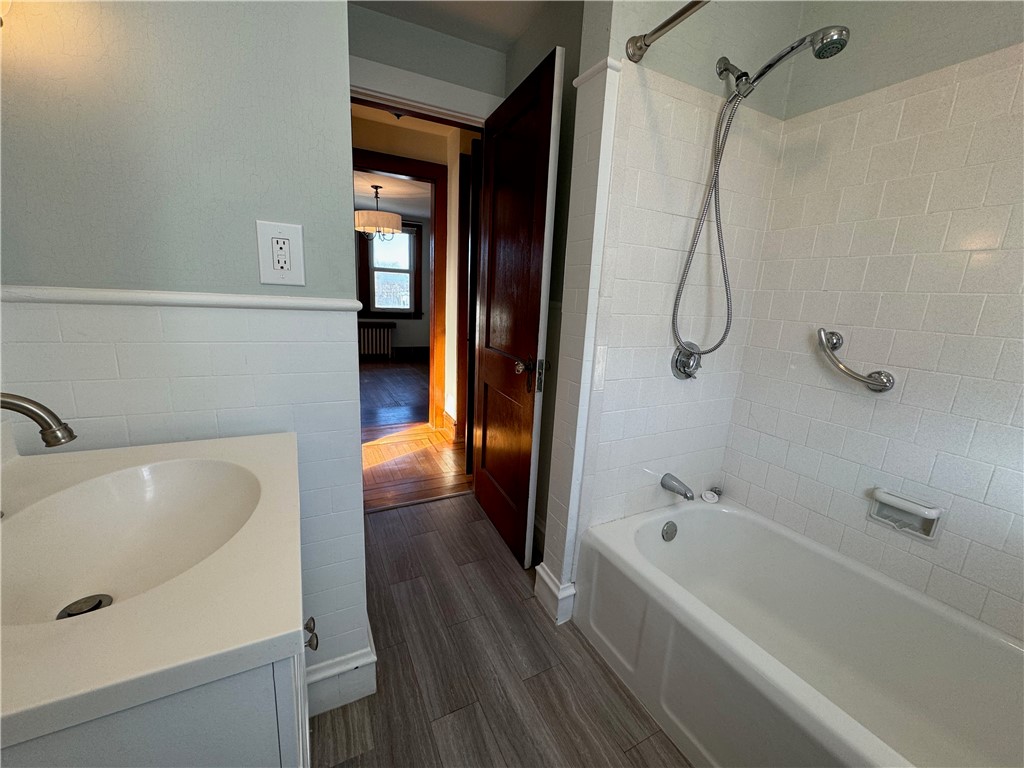 216 Reservoir Avenue