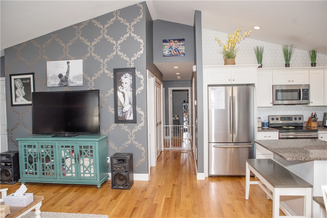 11 St Theresa Avenue