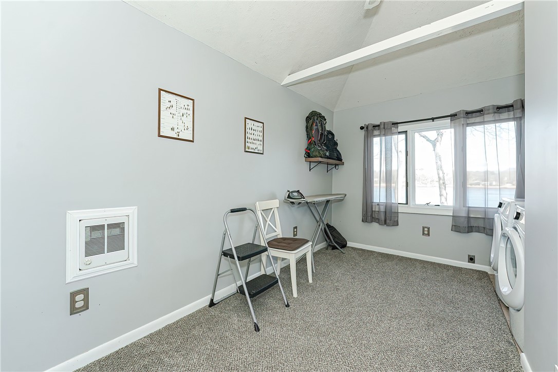 113 Arnolds Neck Drive