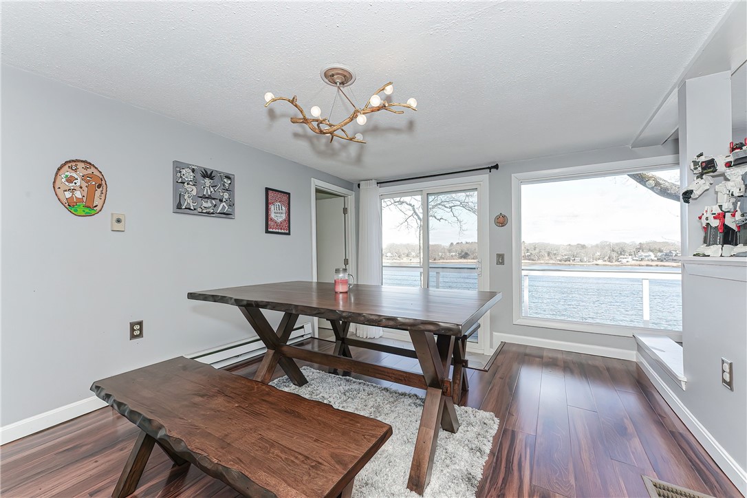 113 Arnolds Neck Drive