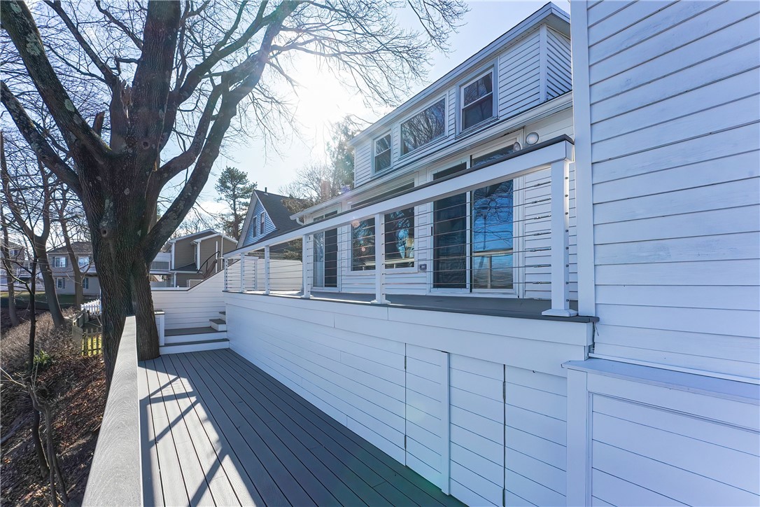 113 Arnolds Neck Drive