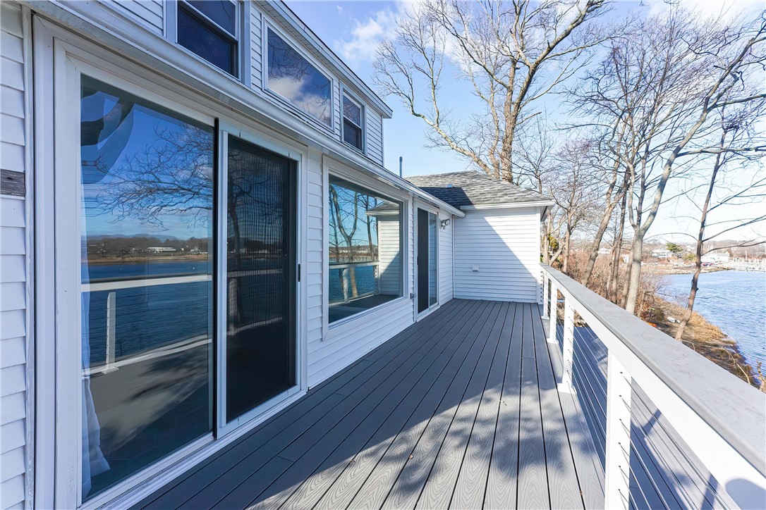 113 Arnolds Neck Drive